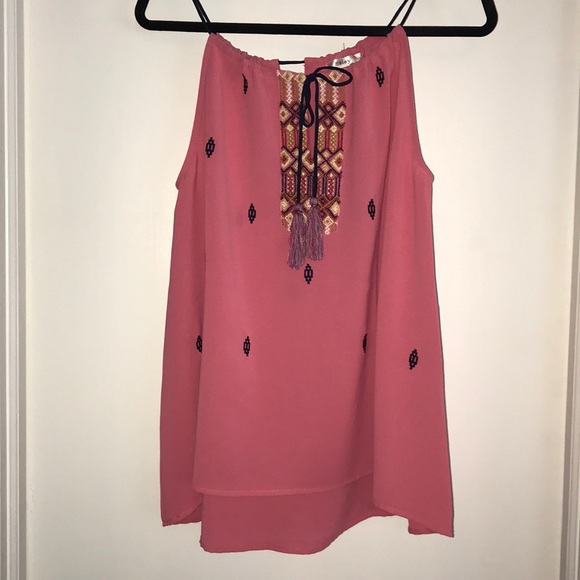 Tops - Boutique embroidered tank!